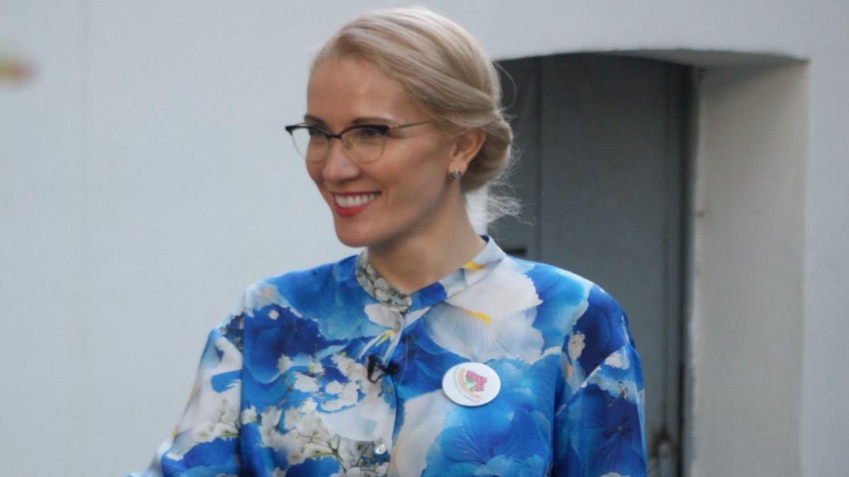 ce masuri ar lua imediat prima femeie presedinte ramona ioana bruynseels trebuie sa ii facem pe