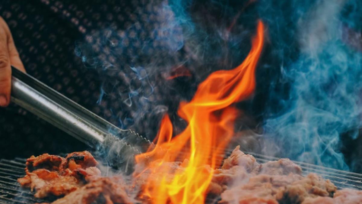 ce faci cand ia foc uleiul din tigaie sfaturi importante pentru a preveni o tragedie