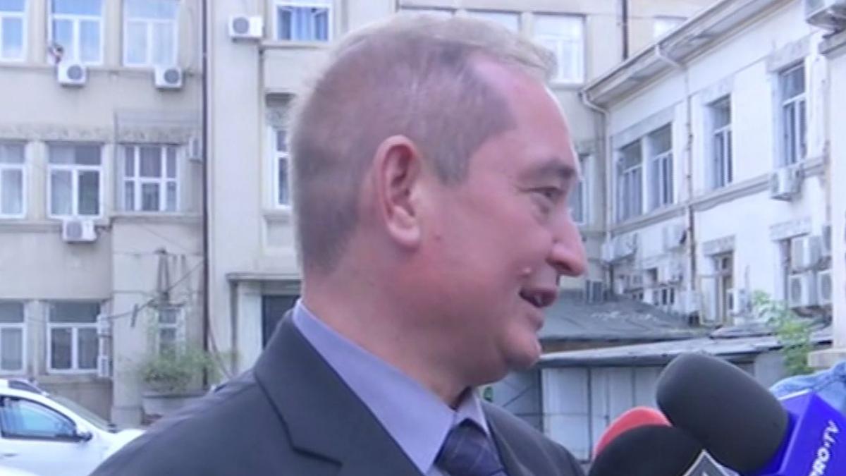 colonelul paraschiv omul in alb de la protestele din 10 august da in judecata jandarmeria