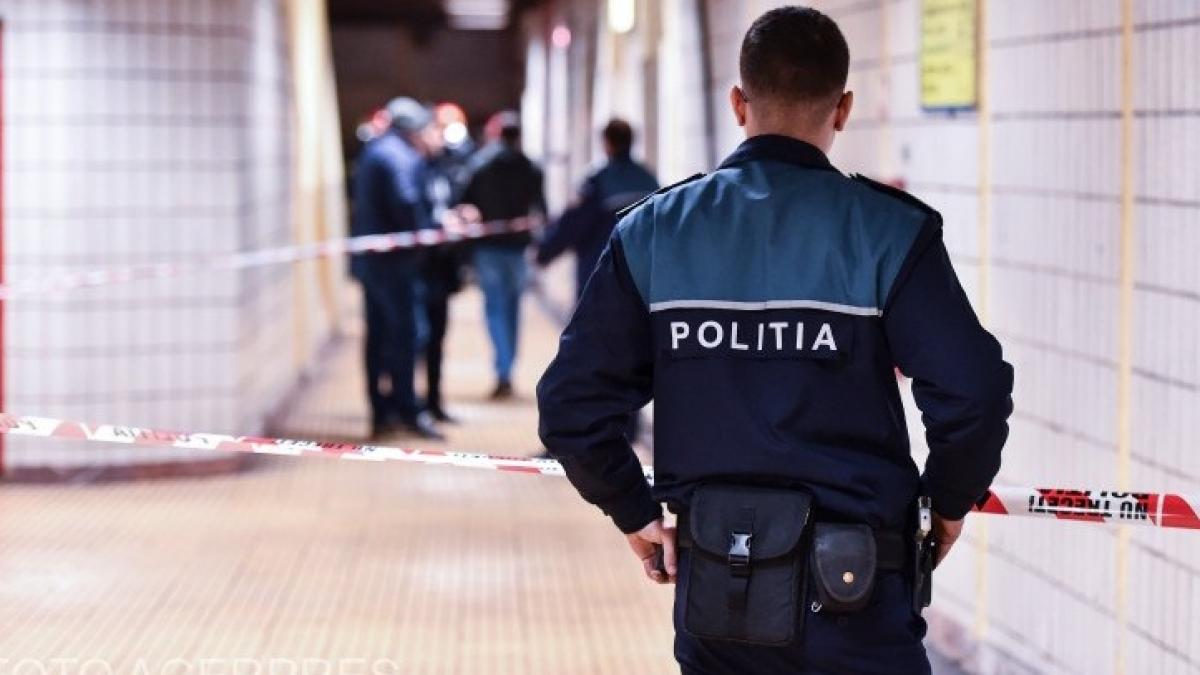 scena de groaza la metrou un om si a strivit piciorul in usa unui tren