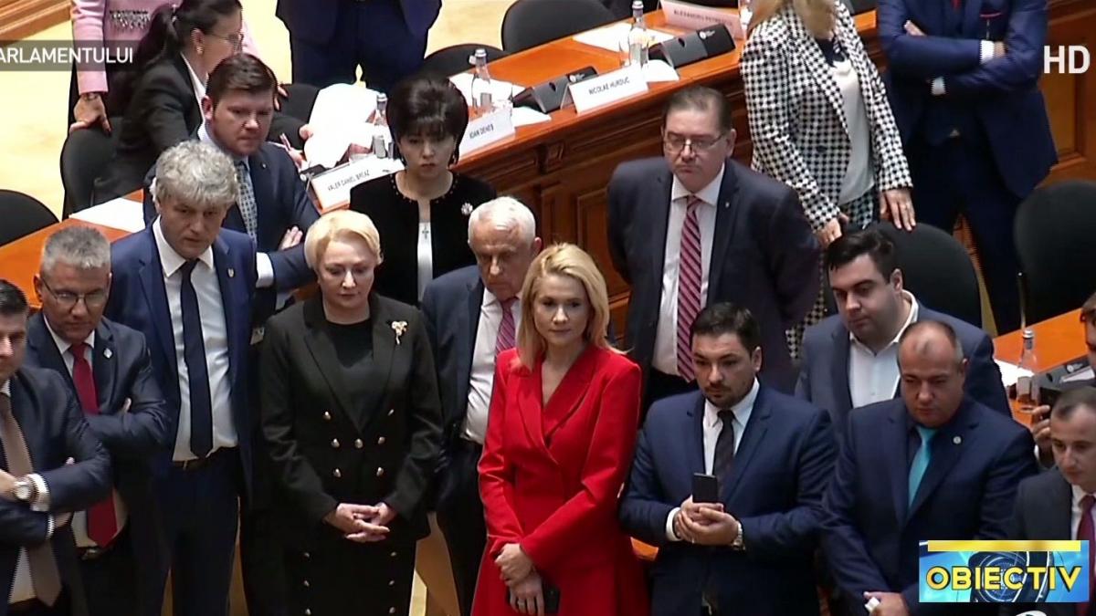 viorica dancila asteapta in picioare rezultatul votului la motiunea de cenzura