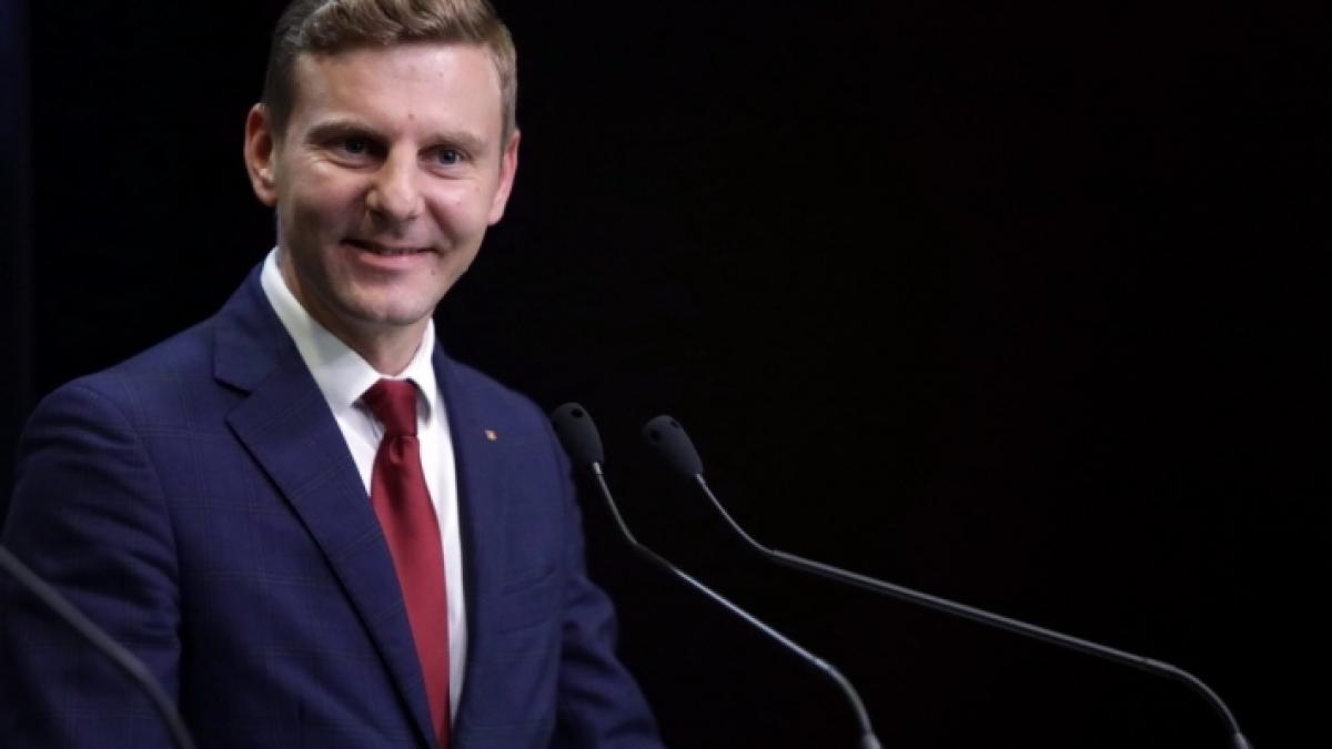 dancila il trimite pe nelu barbu in china