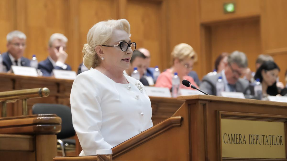 viorica dancila trimite corpul de control la ministerul transporturilor si la tarom