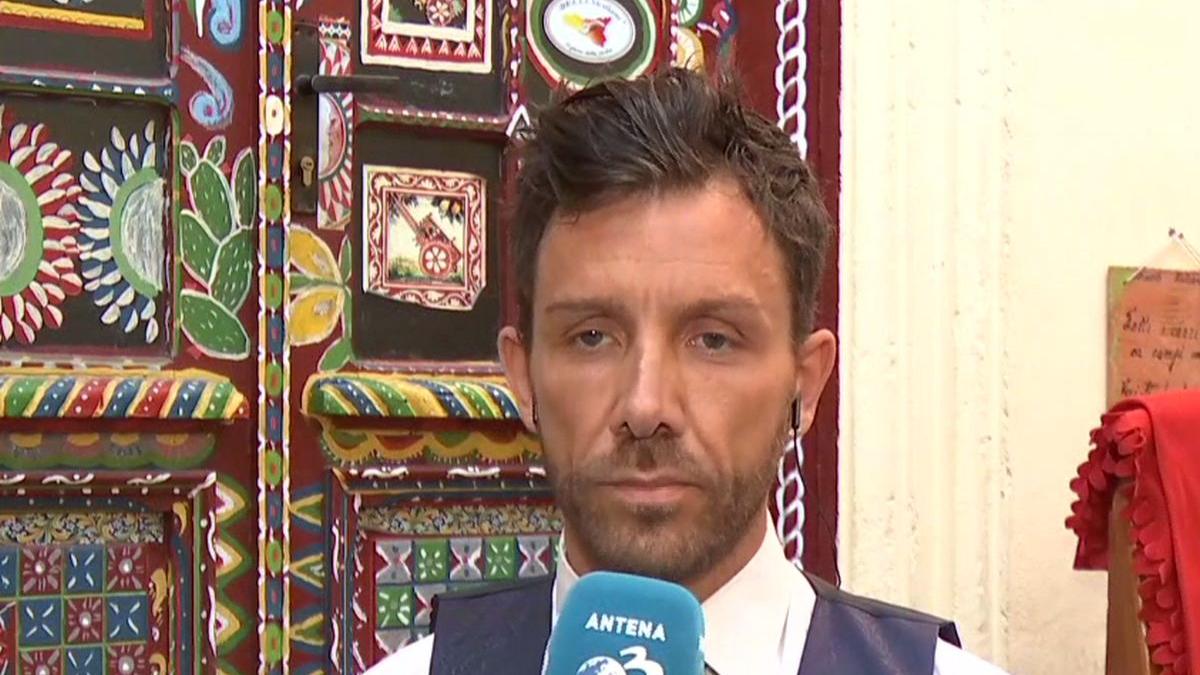 matteo politi italianul acuzat ca opera fara drept in romania anunta ca se lanseaza in muzica