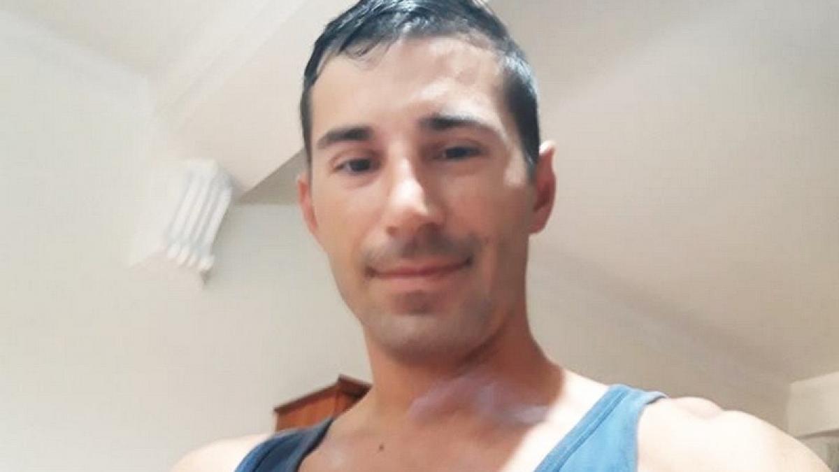 iulian a tinut un secret oribil timp de doi ani intr o zi acesta a iesit la iveala dintr o