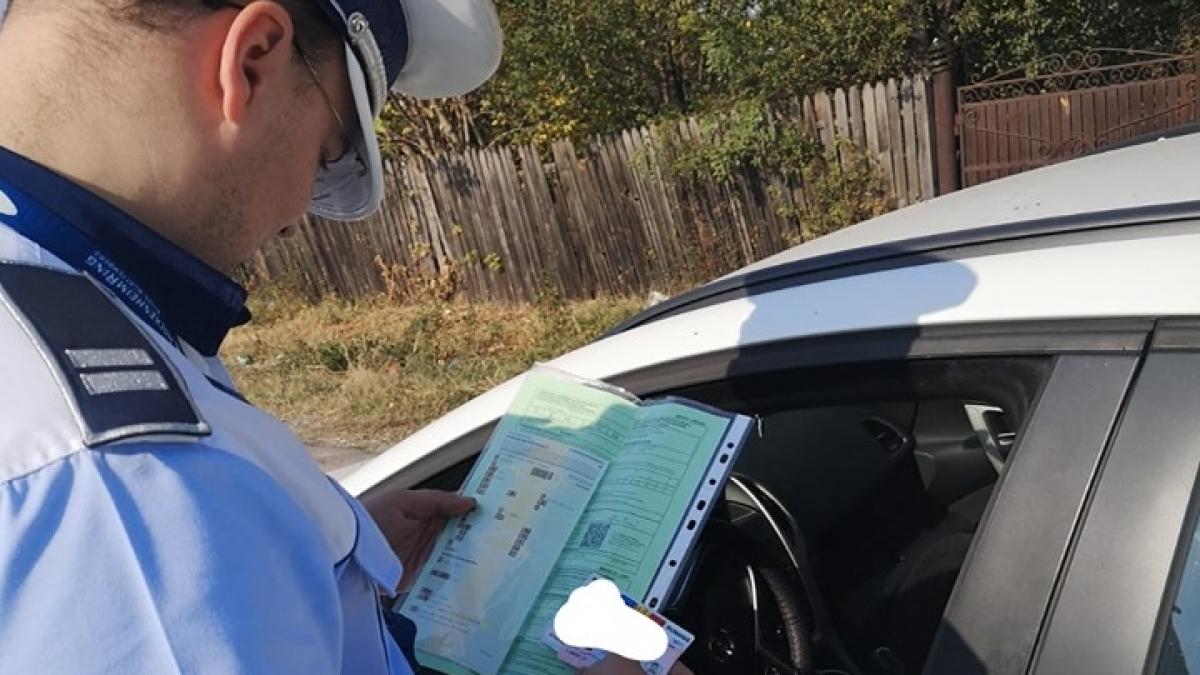 o femeie din iasi s a tamponat in trafic cand s a dus la politie sa reclame accidentul politistii