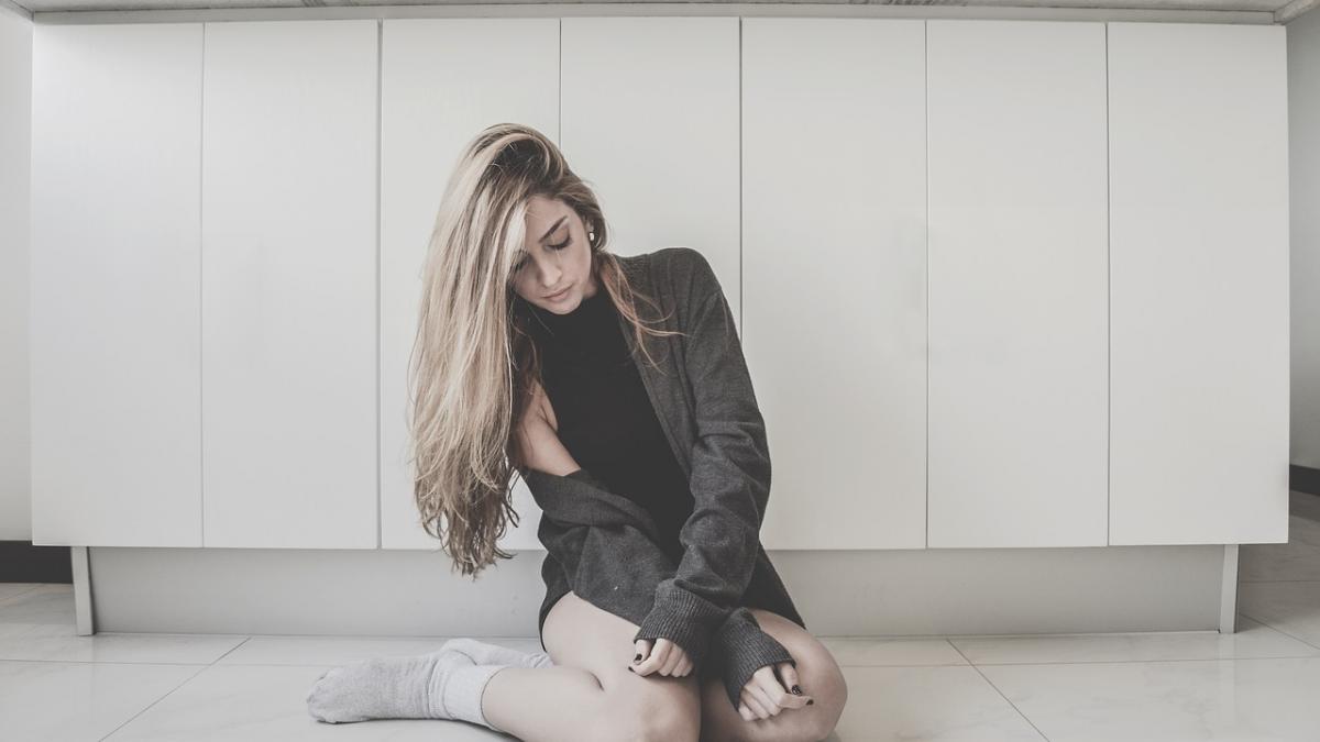 dragos voia o femeia asa ca a apelat la o tanara din pitesti pe care a gasit o pe un site de