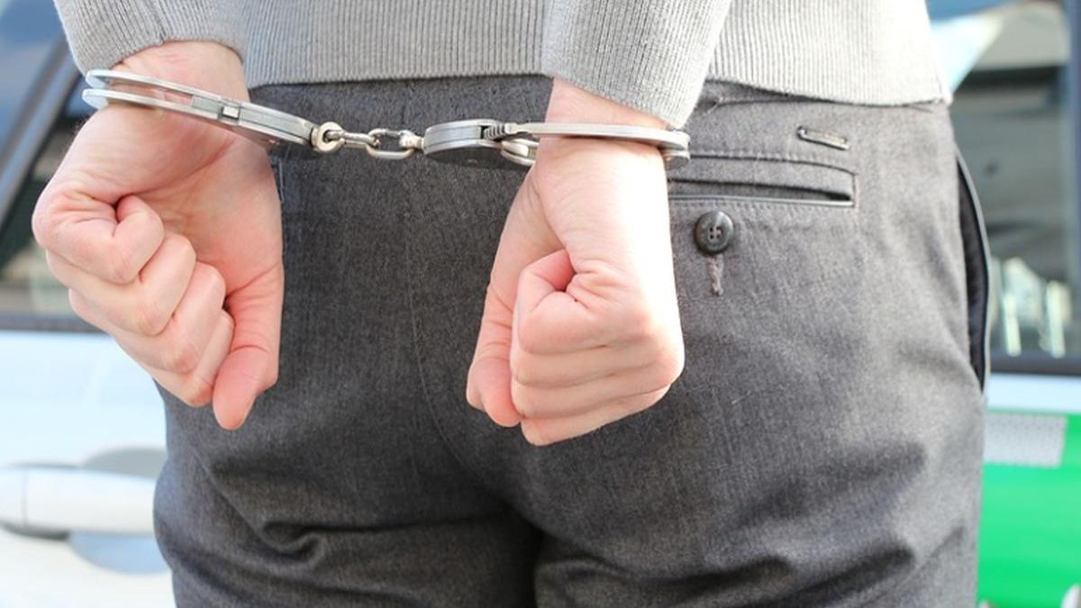 situatie alarmanta in braila trei barbati au fost retinuti pentru trafic si consum de droguri de