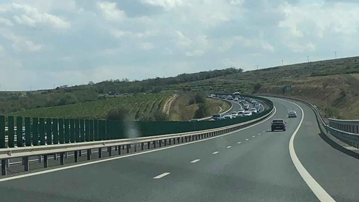 soferita gasita in stare grava in masina la marginea autostrazii a1 nimeni nu stie ce s a intamplat