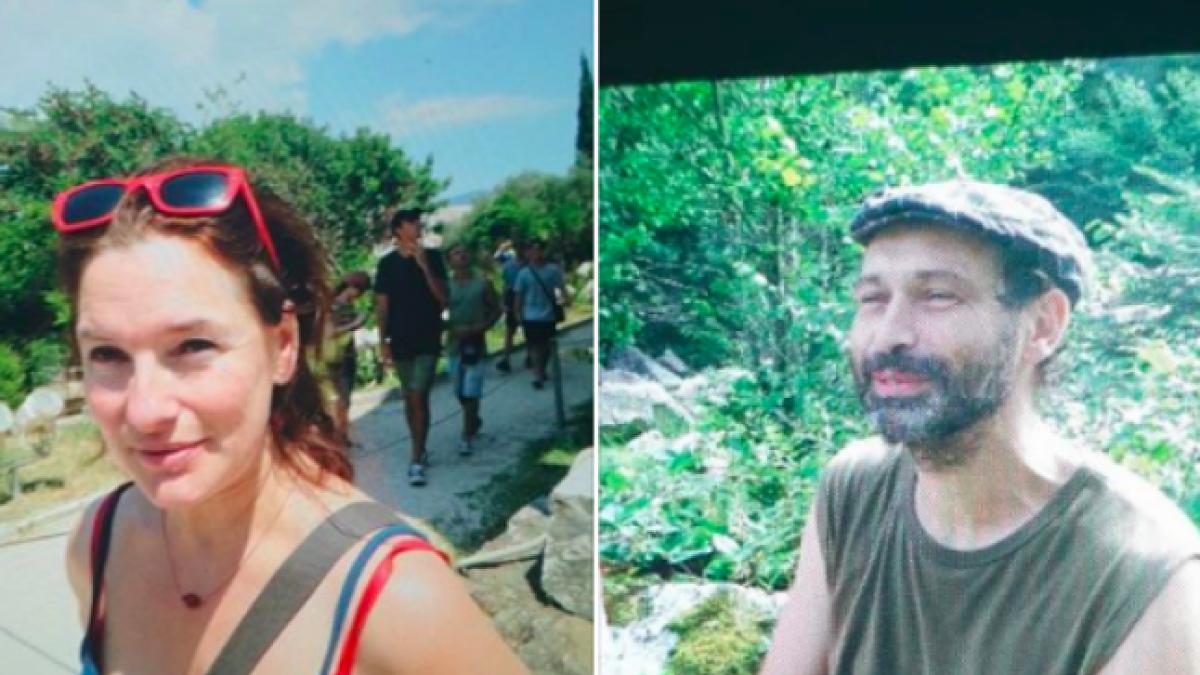 cristina a gasit o camera foto uitata intr un restaurant din tulcea iar acum a lansat un