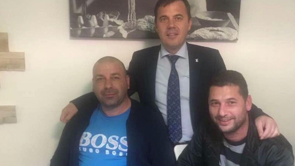 ministru pnl sedinta foto cu interlopii