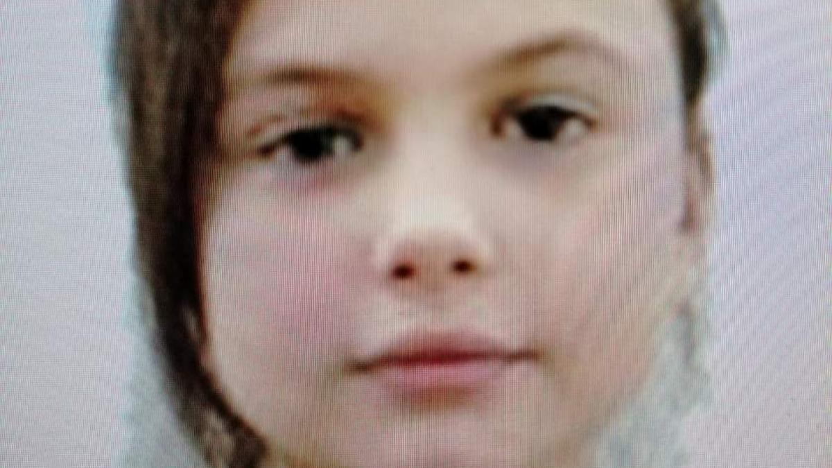 ana maria a fost data disparuta si dupa o noapte intreaga a fost gasita de politisti intr o scara