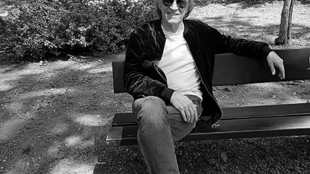 mihai constantinescu a murit lumea minunata a indragitului artist o cariera de 50 de ani biografie