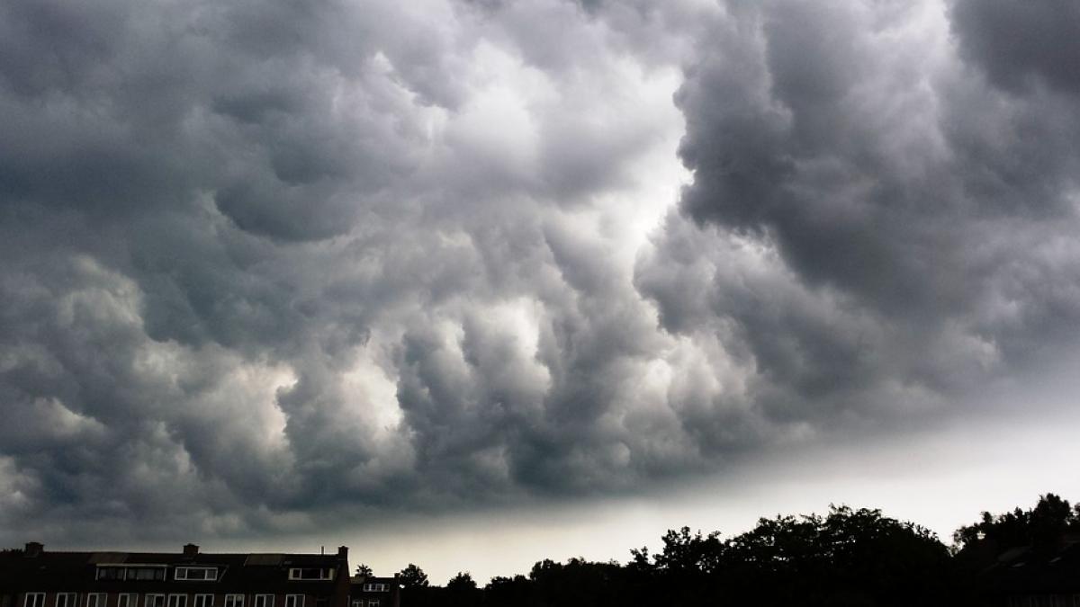 avertisment anm cod galben de fenomene periculoase in mai multe judete din tara