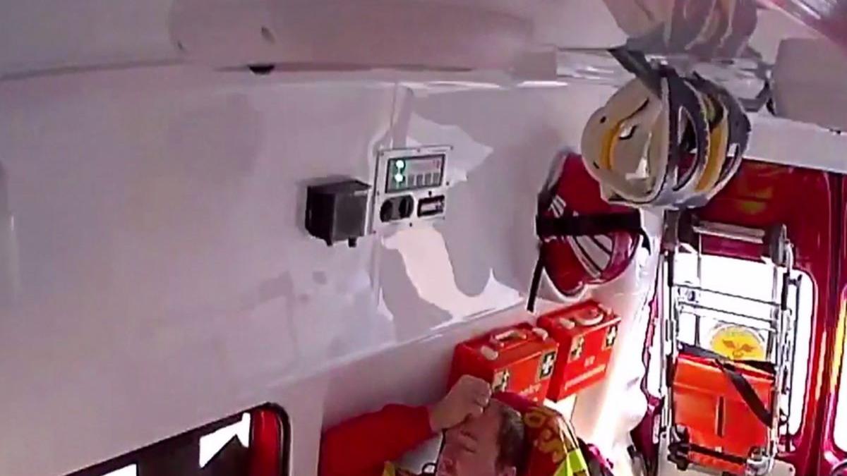 imagini socante in ambulanta rasturnata dupa un accident din pitesti ce s a intamplat cu