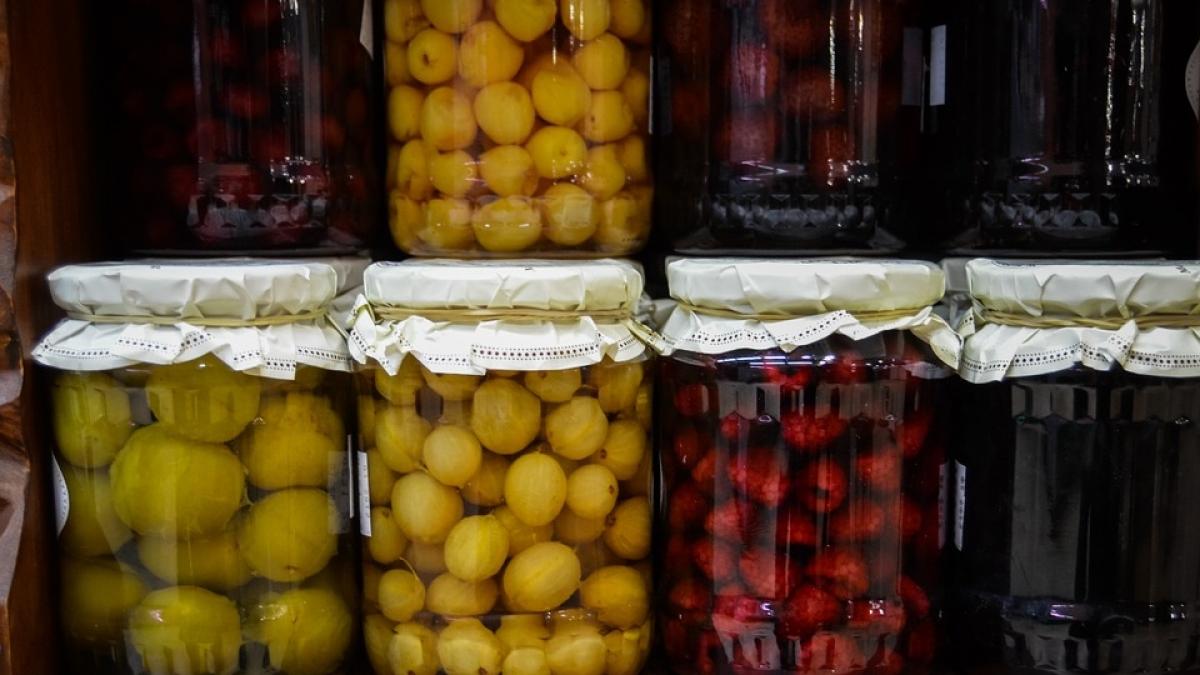 dieta cu compot se tine o saptamana si te scapa de grasimea de pe burta