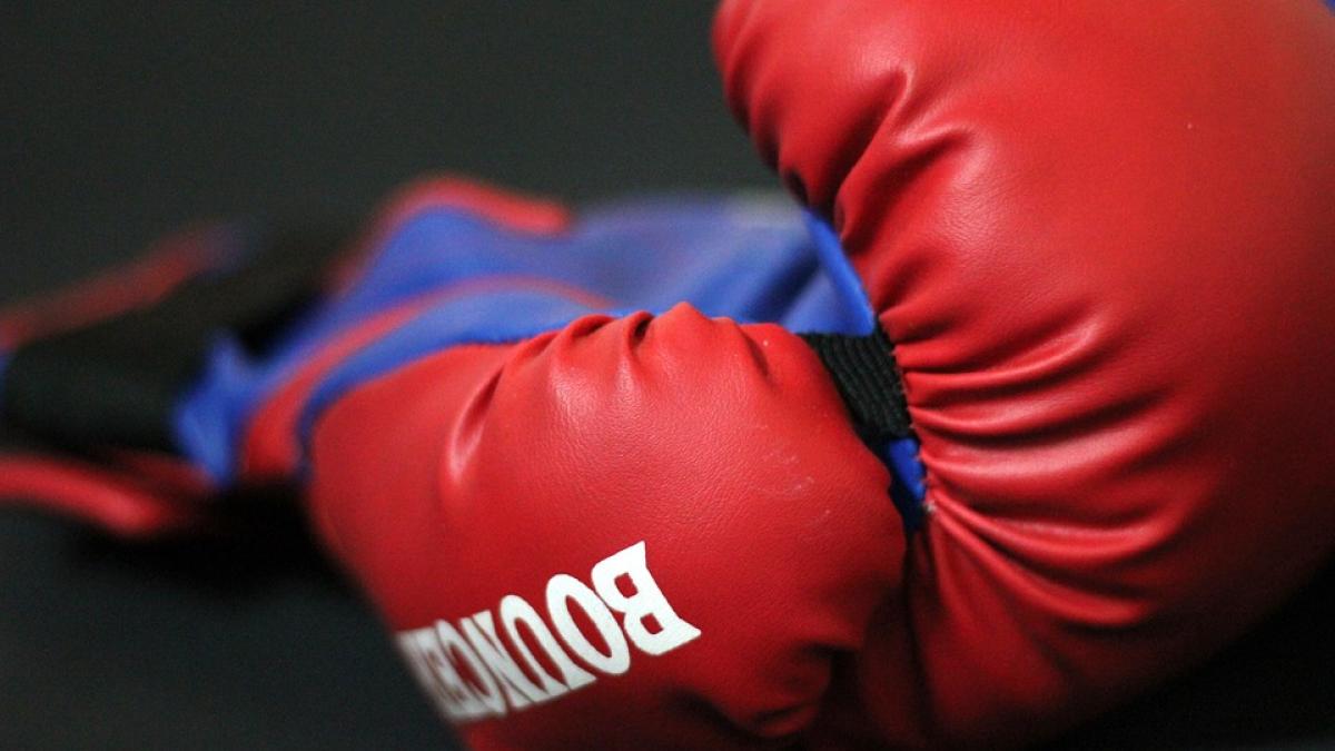 doliu in lumea sportului un cunoscut boxer de 27 de ani a murit in timpul unui antrenament
