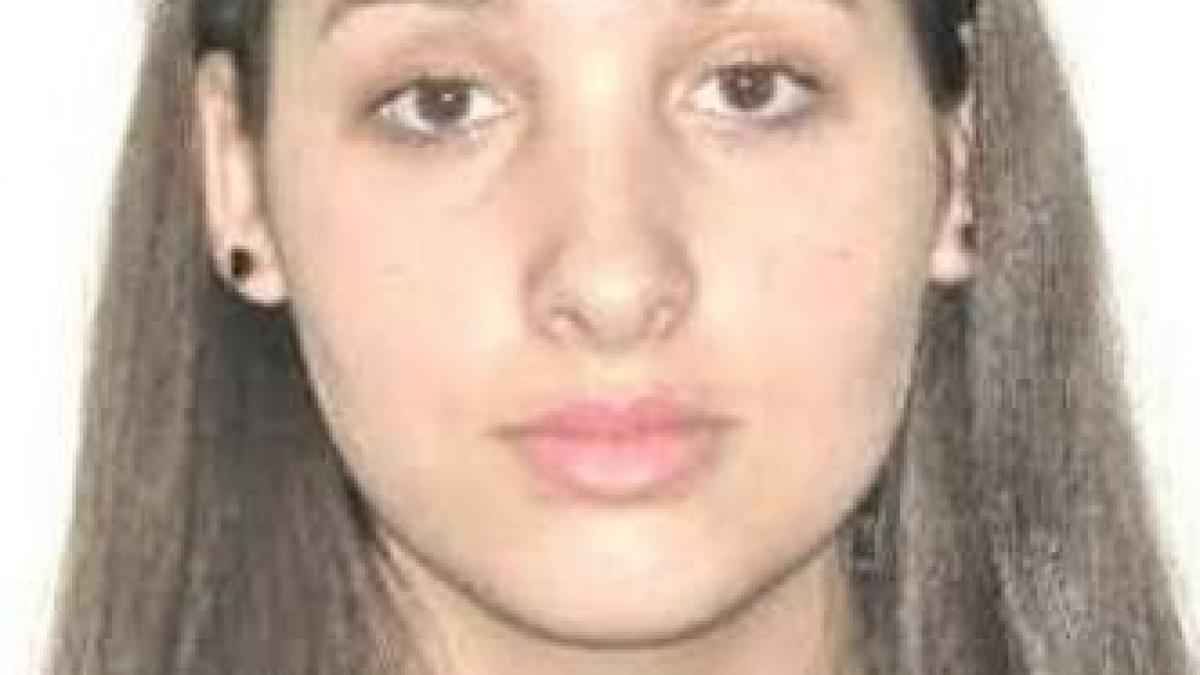 adolescenta de 16 ani disparuta in suceava maria camelia plecat de acasa voluntar si de atunci nu a