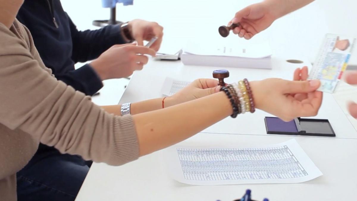 cea mai mica sectie de votare din tara prezenta la vot total neasteptata