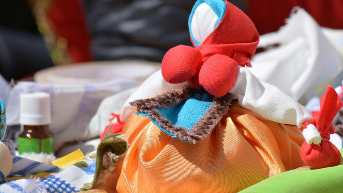 postul craciunului locul din romania unde intalnesti si astazi sezatorile din povestile de demult