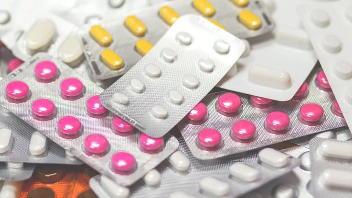 student internat in stare grava dupa ce a luat 16 pastile pentru a si trata o viroza