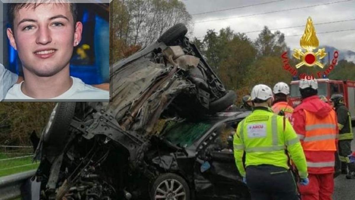 alex peia avea 19 ani si a murit inainte ca salvatorii italieni sa il poata scoate din masina