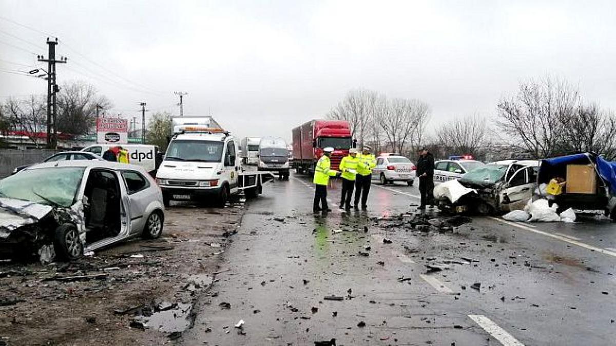 accident cumplit in focsani o persoana a murit alte cinci sunt ranite