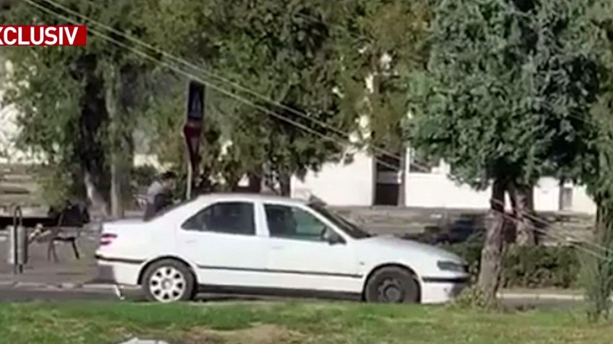 o tanara de 17 ani a fost urcata cu forta intr o masina in fata unei sectii de votare din baia mare