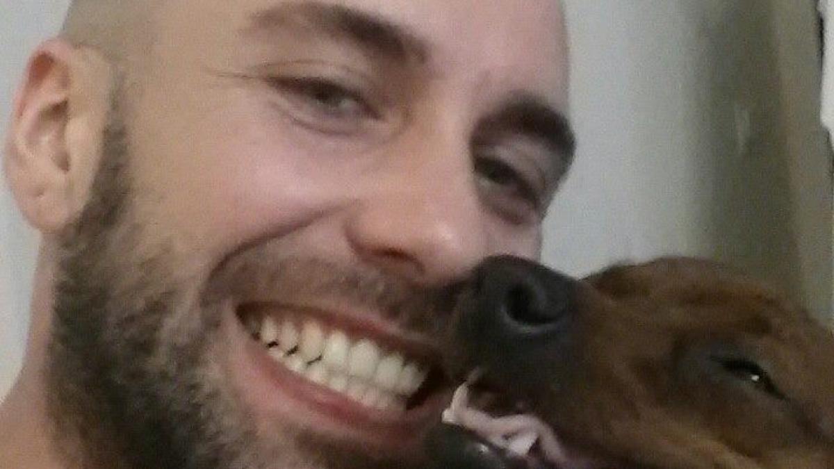 ionut avea un salon de coafura in oradea si era extrem de apreciat de toata lumea babatul insa avea