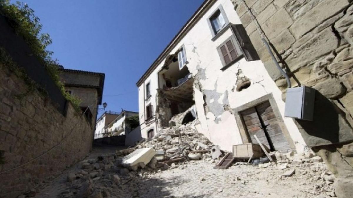 cutremur albania se cutremura in continuare la mai bine de 48 de ore de la tragedia care a lovit