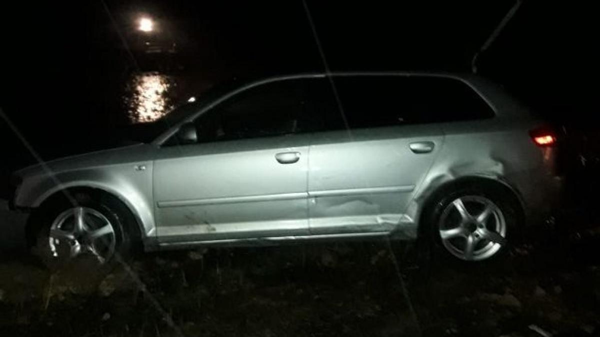 o masina a cazut in dunare autoturismul a fost scos dar la bord nu a fost gasit nimeni