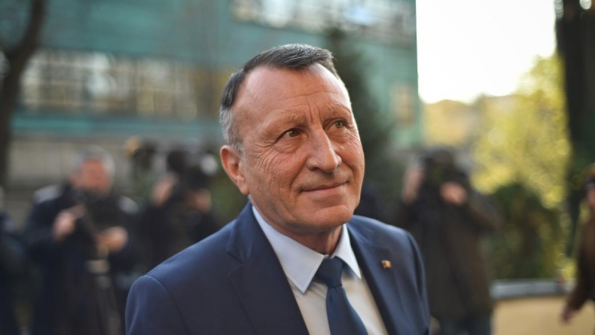 paul stanescu face dezvaluiri stii unde am mancat eu la 1 decembrie la k2 asta inseamna ca eu sunt