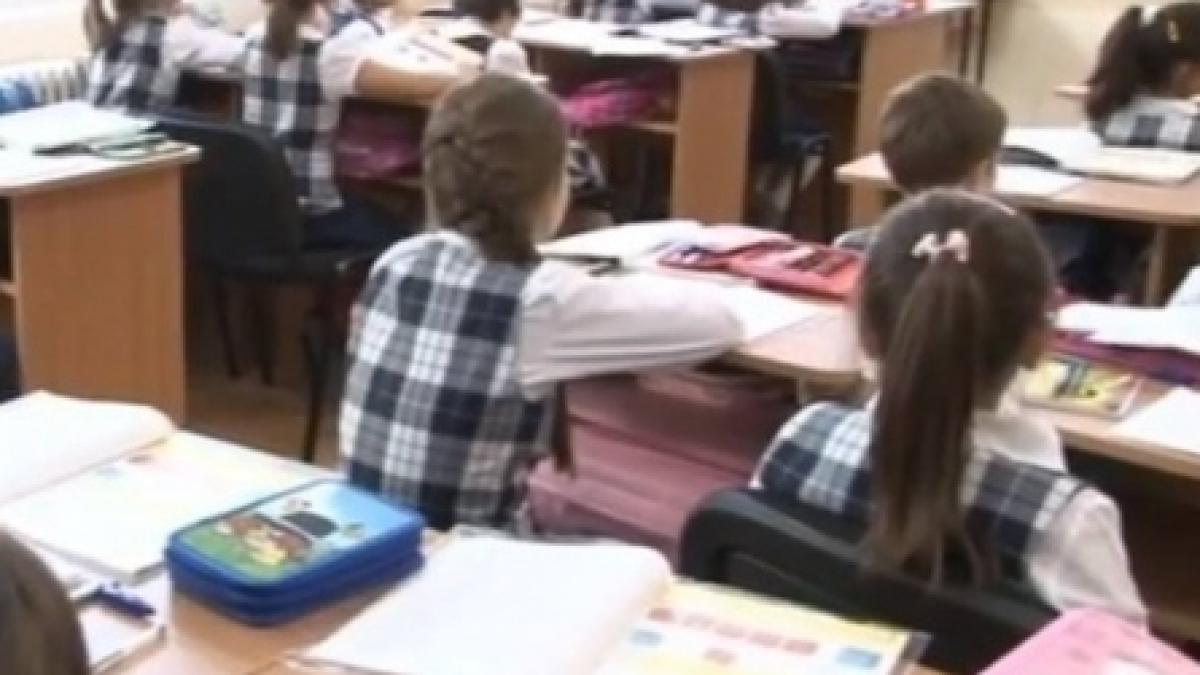 scandal in vrancea dupa ce un barbat a lovit o eleva la o scoala de la ce a pornit conflictul