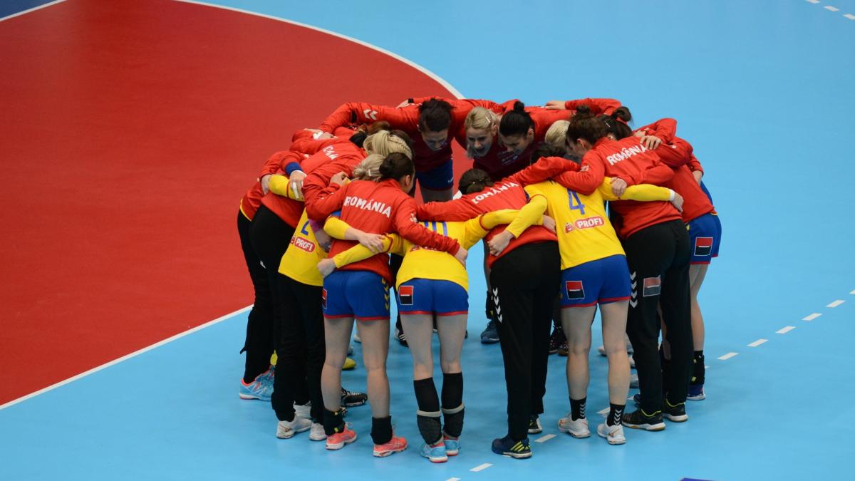 victorie fabuloasa a nationalei feminine de handbal in fata ungariei si calificare in grupa