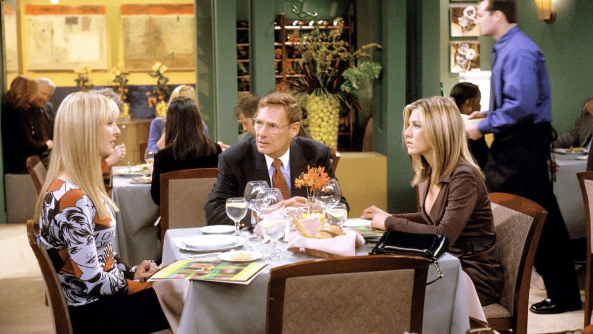 doliu printre fanii celebrului serial friends a murit un actor indragit de toata lumea