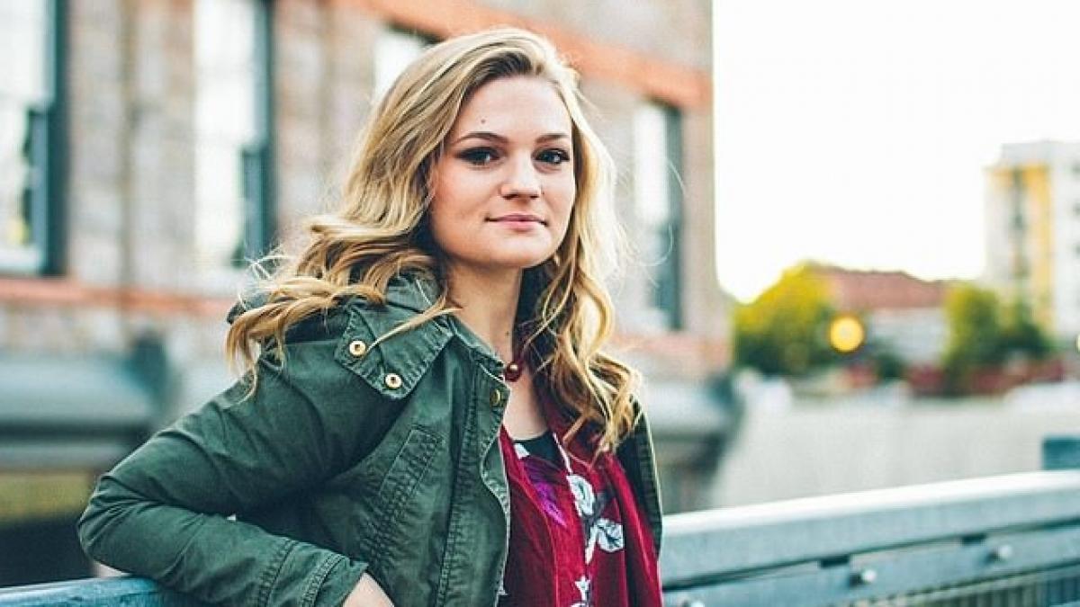 avea dureri cumplite de cap pe care le punea pe seama unei raceli cand a ajuns la doctor a primit