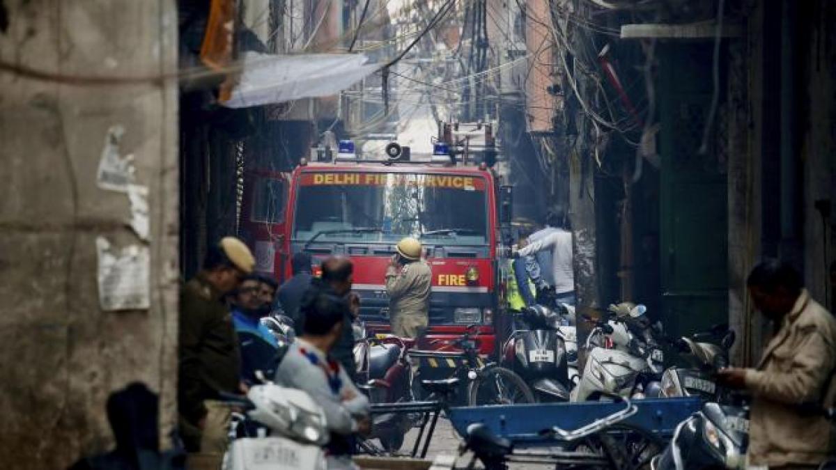 incendiu devastator la o fabrica din india sunt peste 40 de morti imagini apocaliptice