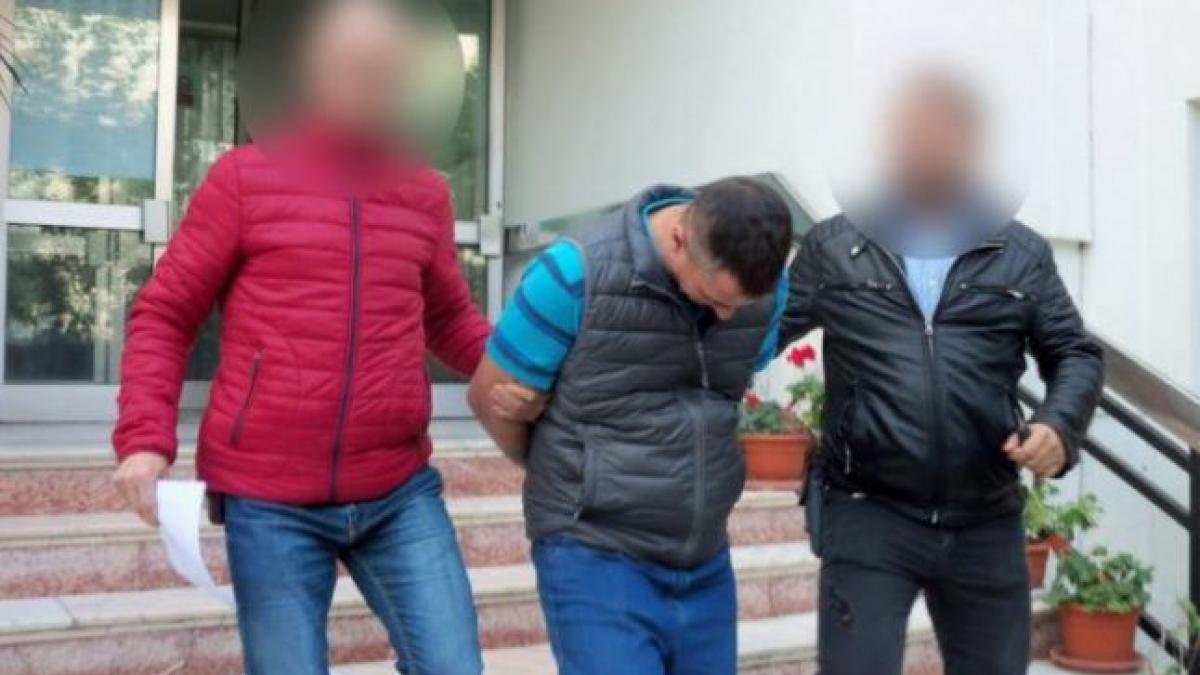 leonard s a dus la un amic si au inceput sa bea fara masura asa ca de aici si pana la scandal nu a