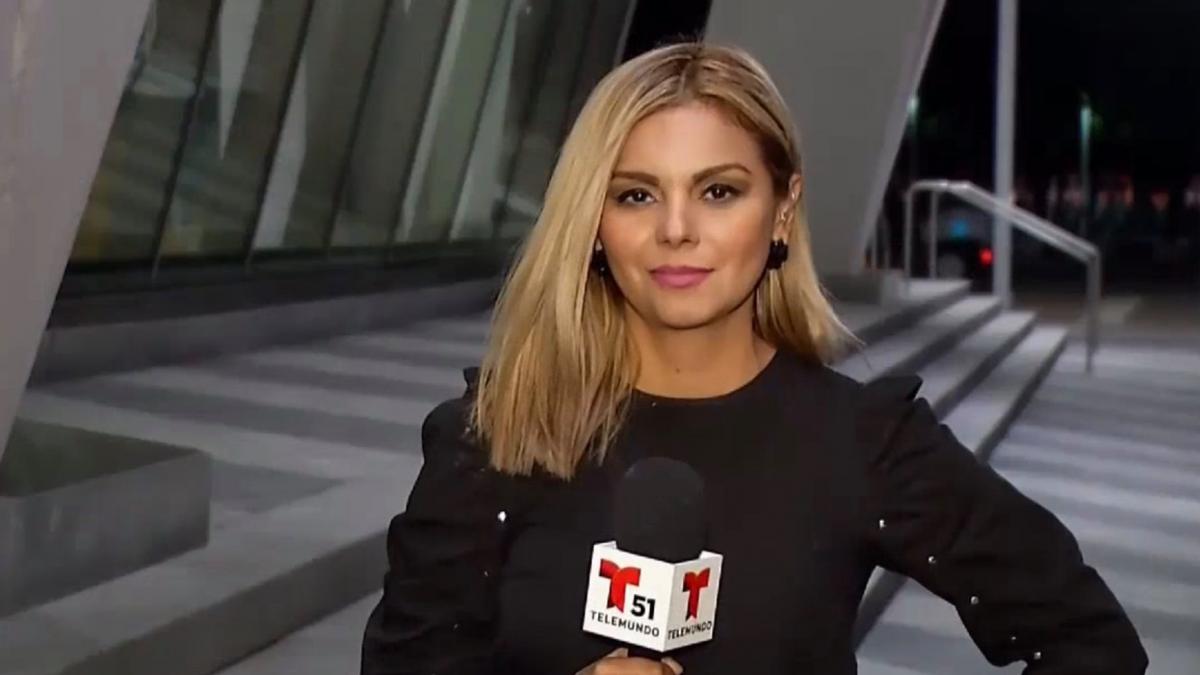 caz incredibil jurnalista lovita de masina chiar in timp ce transmitea live video