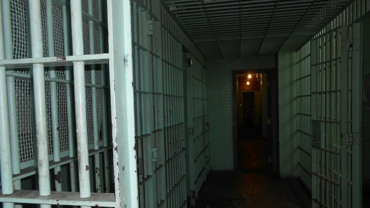 alerta la penitenciarul constanta poarta alba un detinut a evadat