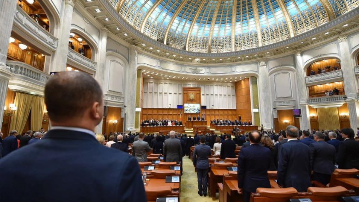 scenariu sinistru pentru alegeri anticipate e nebun cel care incearca sa intre in jocul asta