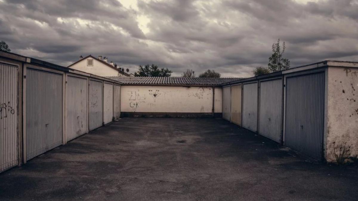 oamenii de la primaria din cluj au observat un lucru ciudat cu garajele unui cartier cand au