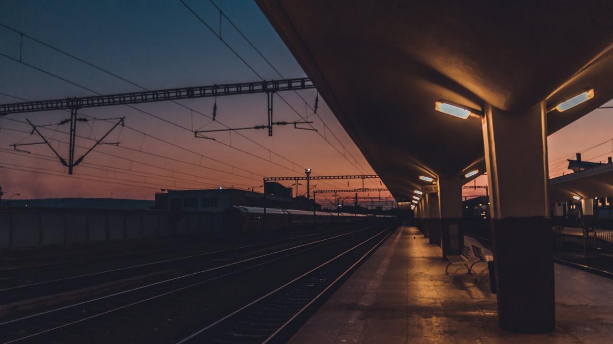 o noua alerta feroviara trenul bucuresti constanta abandonat in camp