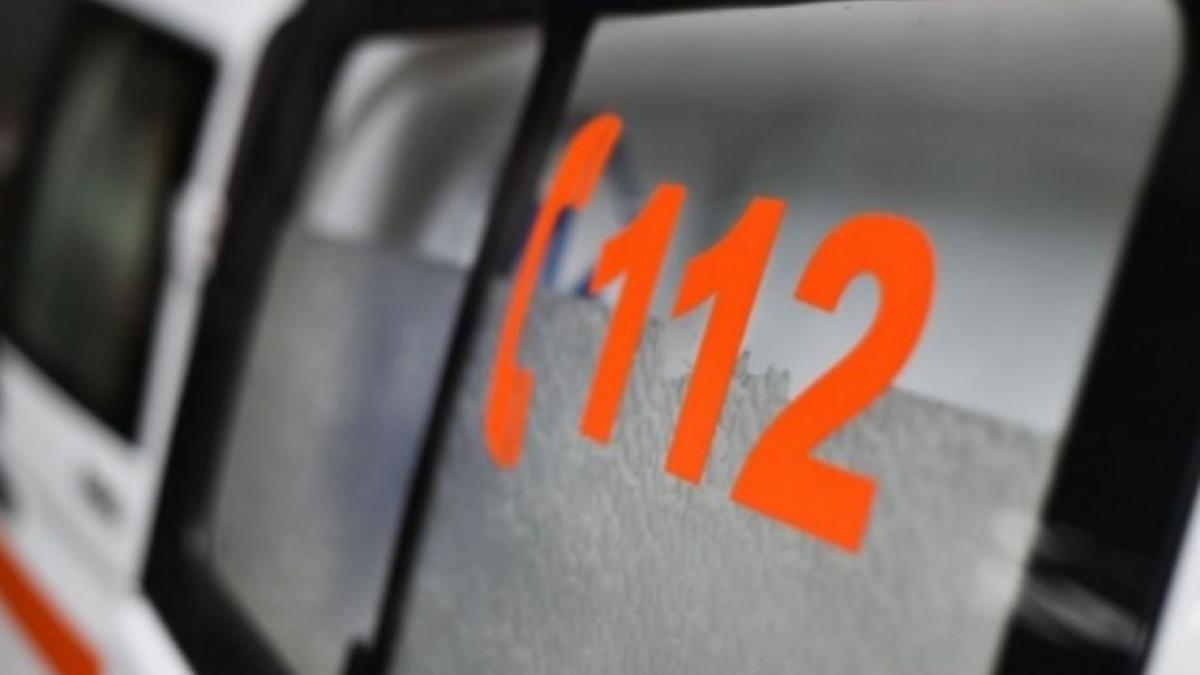 un politist si a pierdut viata dupa ce a intrat cu masina intr un autobuz pe dn 17