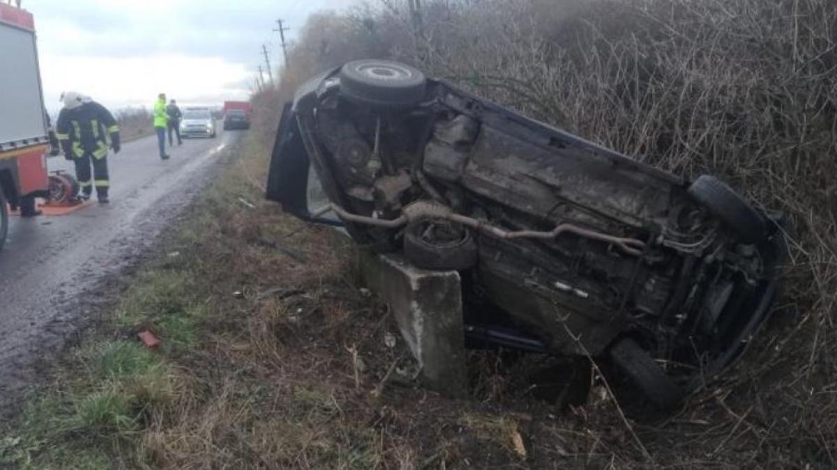 un alt accident tragic un adolescent de 16 ani a murit la volanul masinii in care se afla