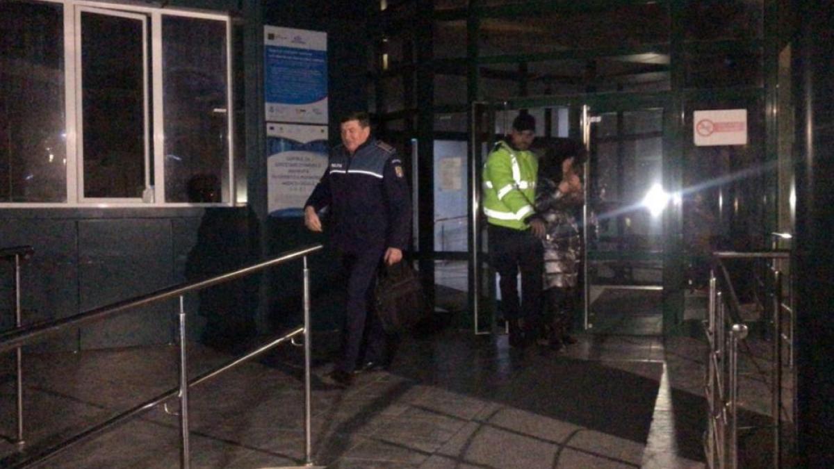 laura a provocat un accident in iasi a fost dusa la spital pentru teste medicii si politistii si au