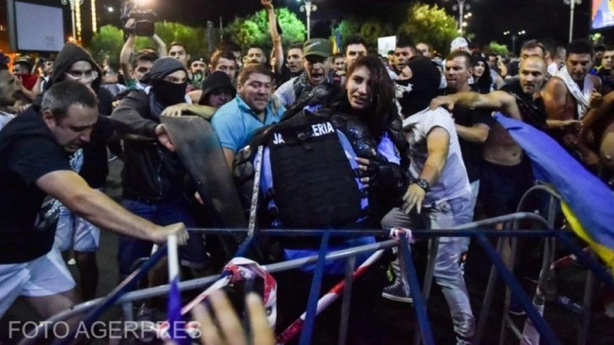 decizie bomba in cazul jandarmeritei batute la protestele din 10 august agresorii scapa de