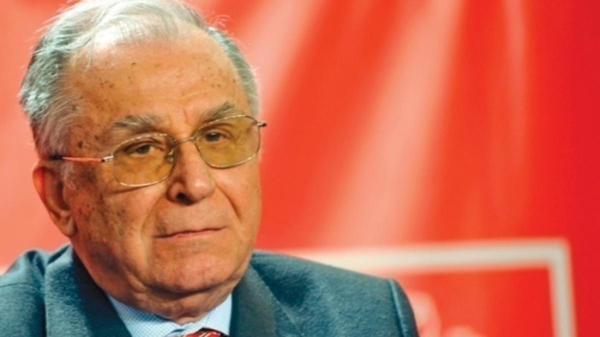 guvernul desfiinteaza institutul revolutiei condus de ion iliescu