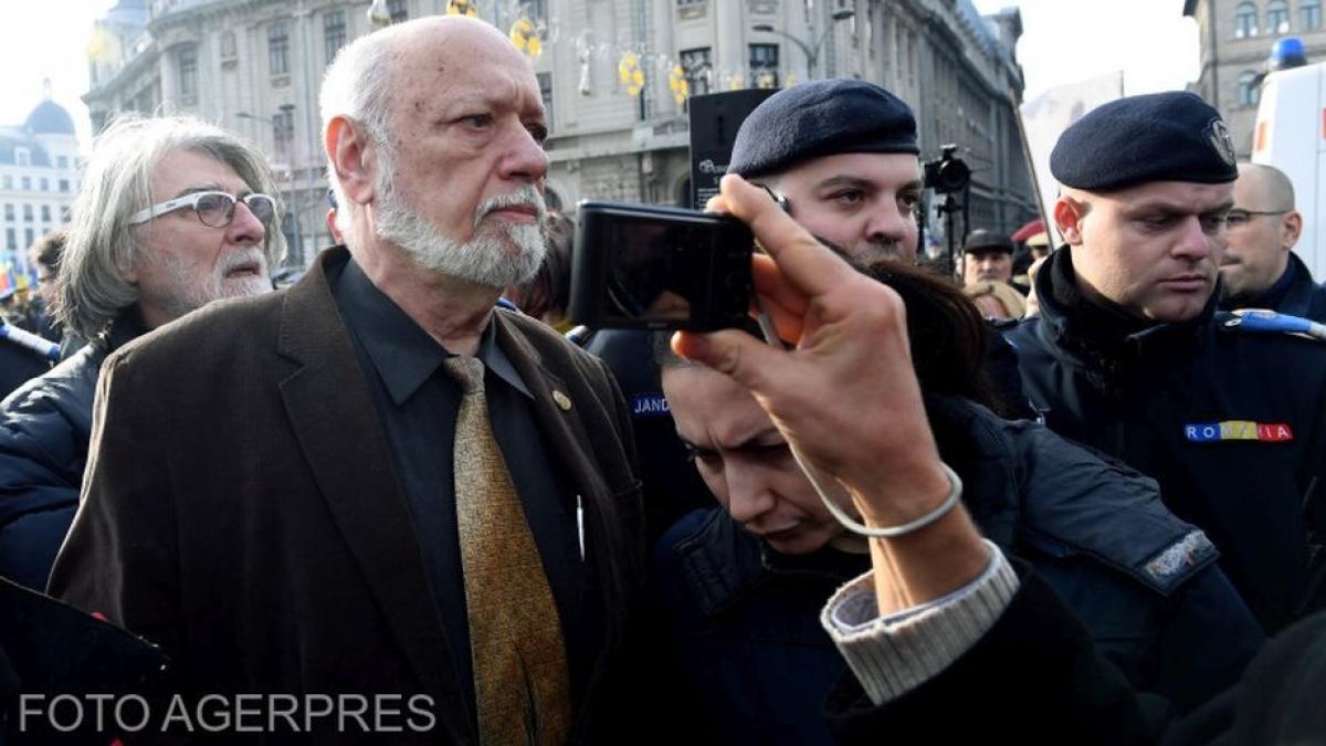 gelu voican voiculescu despre desfiintarea institutului revolutiei nu intelegem motivatia