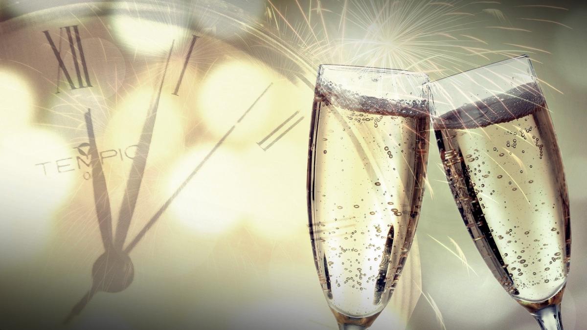 la multi ani urari de anul nou cele mai calde mesaje urari smsuri de anul nou